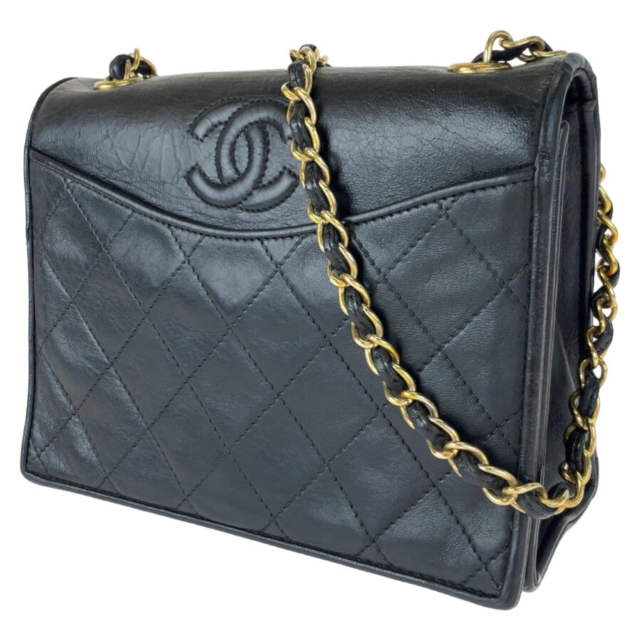 Chanel Leather Crossbody Bag Style 20 | Studio Nafay