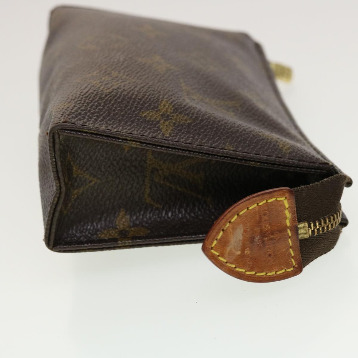 LOUIS VUITTON Monogram Poche Toilette 15 Pouch LV
