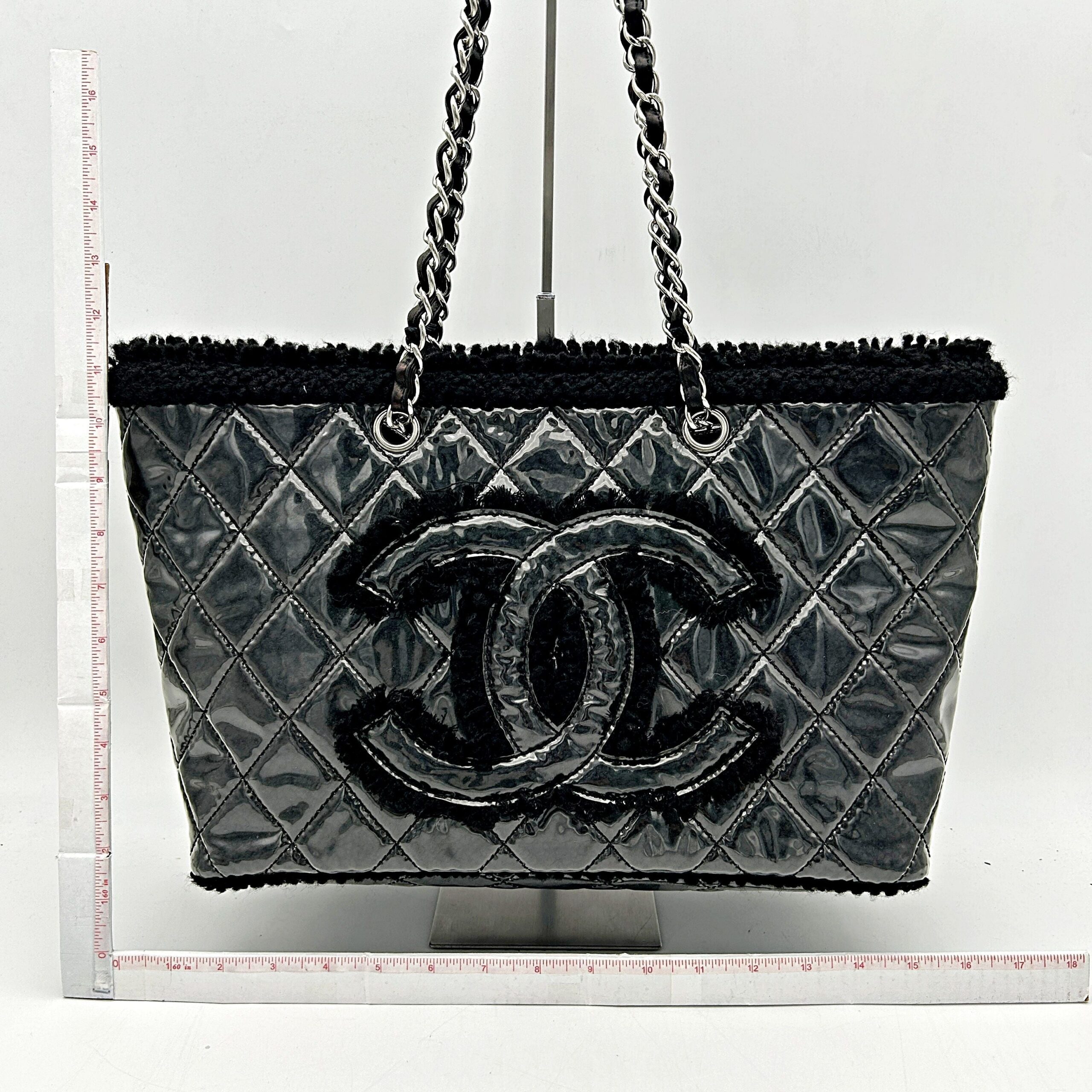 Chanel PVC Tweed Tote Medium – Black Totes, Handbags ch9997hr