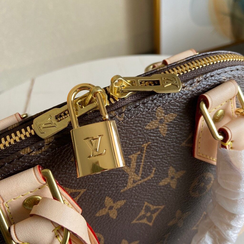 Designer Handbags Louis Vuitton 143 - Product Image 2