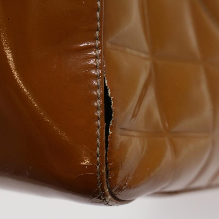 CHANEL Choco Bar Shoulder Bag Patent leather Yellow CC Auth 53382 | Studio Nafay