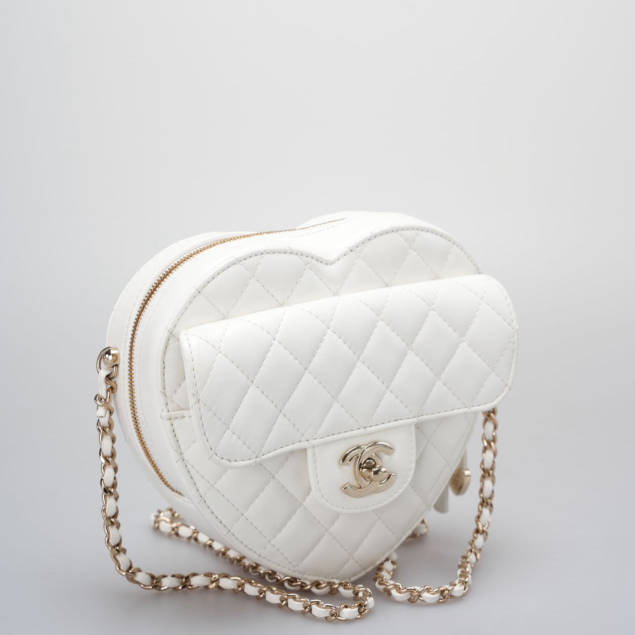 Chanel Heart Bag CC in Love Heart Clutch with Chain in White Lambskin with champagne Gold Hardware