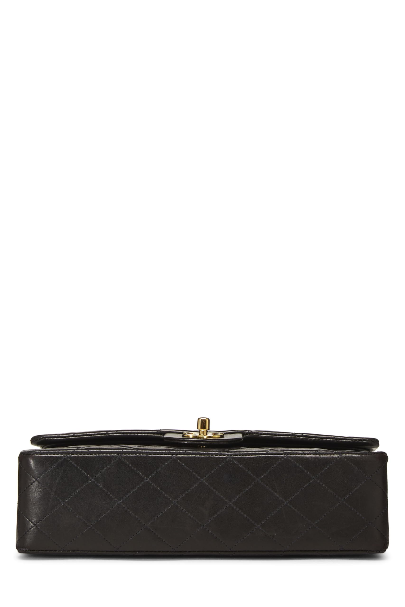 Chl, Black Quilted Lambskin Classic Double Flap Medium, Black