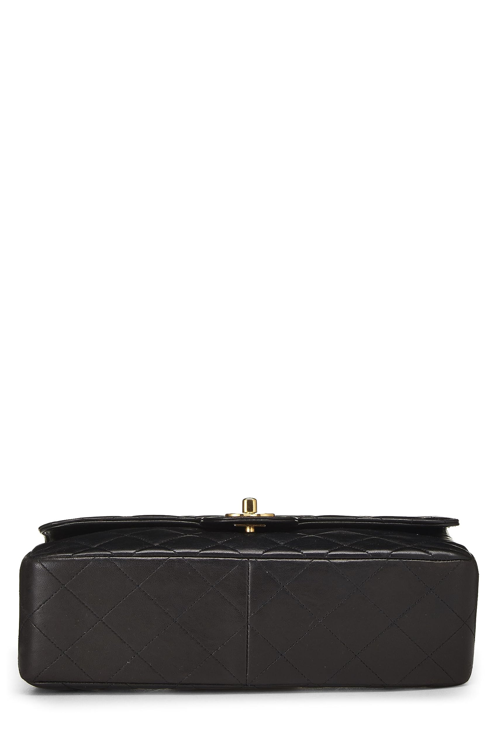 Chl, Black Quilted Lambskin Double Sided Classic Flap Medium, Black