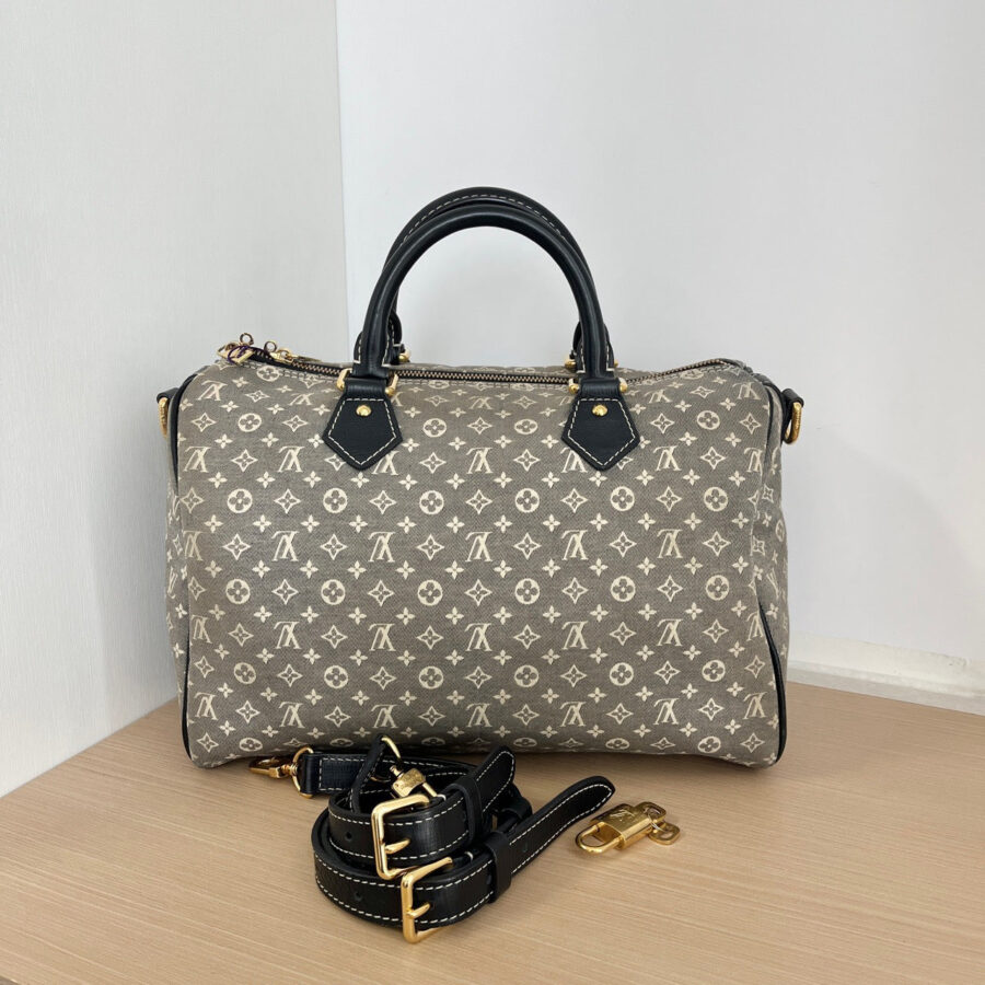 LOUIS VUITTONShoulder Bag | Studio Nafay