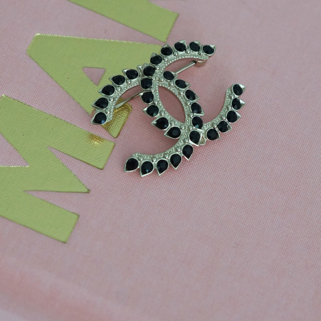 Chanel Brooch Handbag Luxury Designer Handbag 77 - Product Image 2