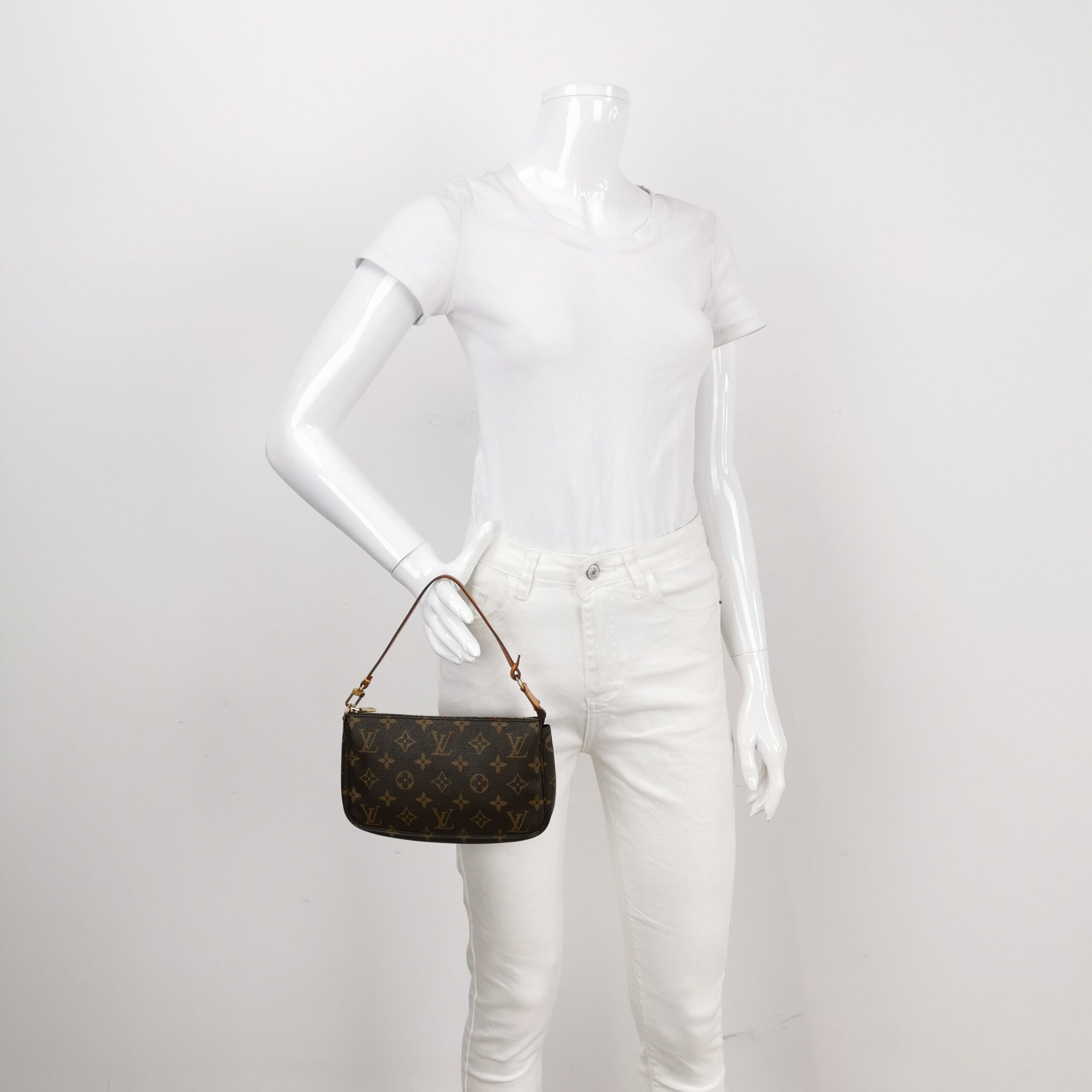 Louis Vuitton Accessories Mahjong Bag Large Monogram Print Handbag 24122278992850