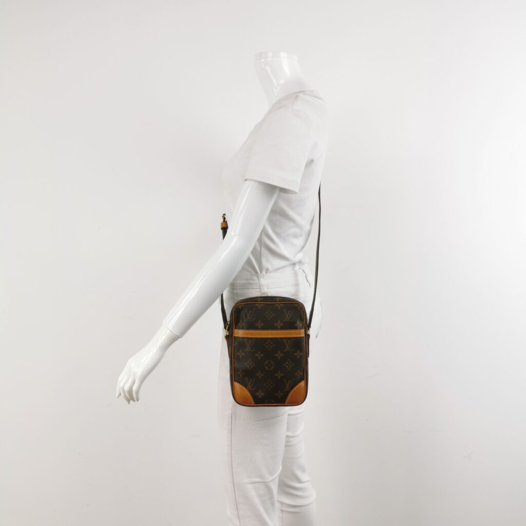 Louis Vuitton Danube Camera Bag Monogram Print Crossbody Shoulder Bag 24120378969727 - Product Image 2