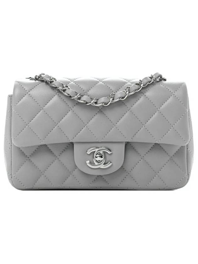 Classic Flap Mini Lambskin Shoulder Bag Light Grey Chanel | Studio Nafay