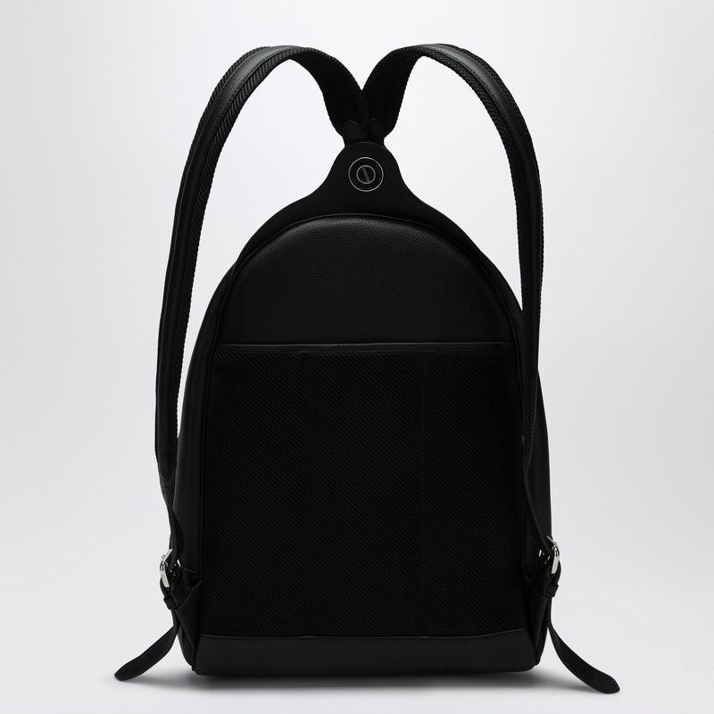 BLACK LEATHER CHIODO MEDIUM BACKPACK