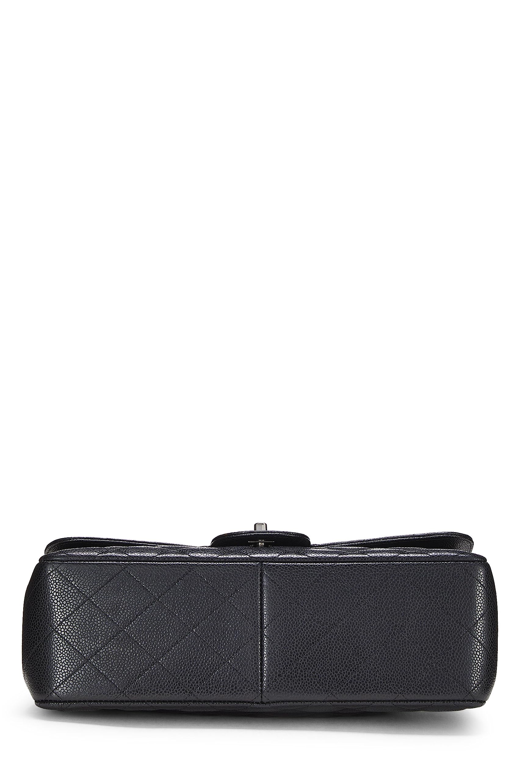 Chl, Black Quilted Caviar New Classic Flap Jumbo, Black