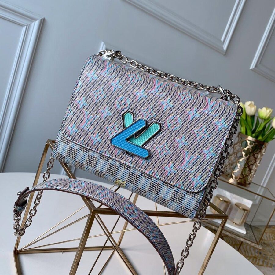 Louis Vuitton TWIST MM | Studio Nafay