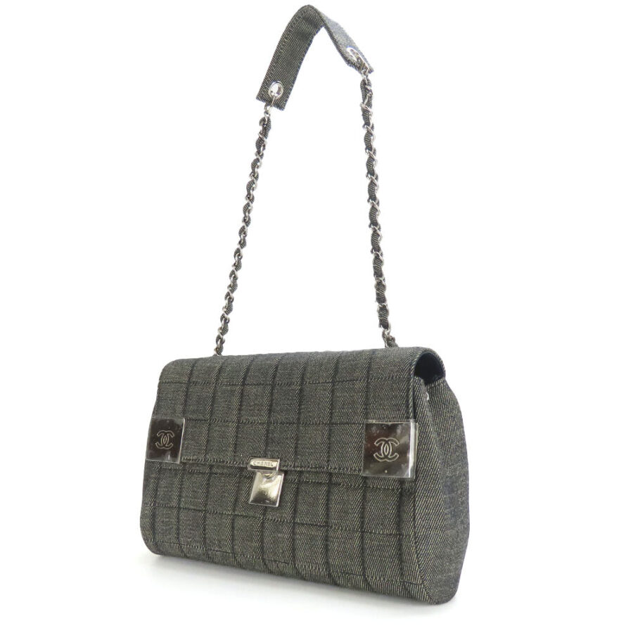Chanel Shoulder Bag Classic Flap | Studio Nafay
