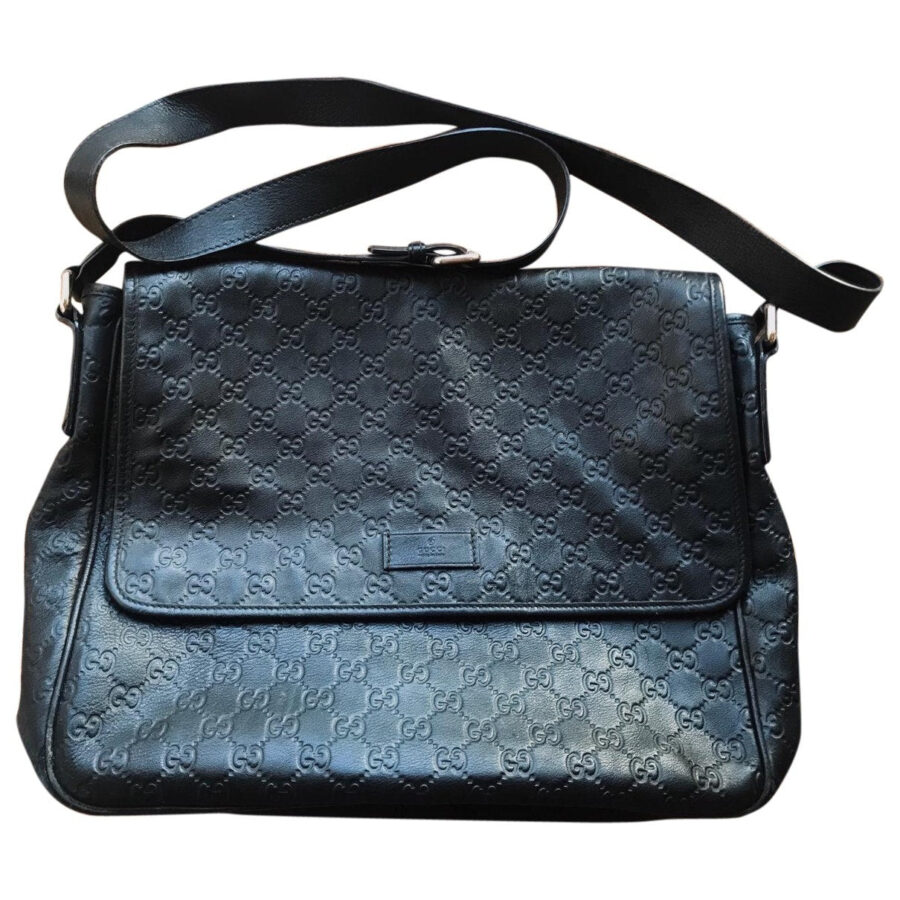 Gucci black leather bag | Studio Nafay