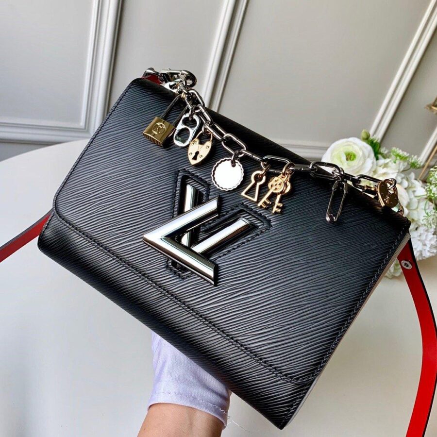 Louis Vuitton TWIST MM | Studio Nafay