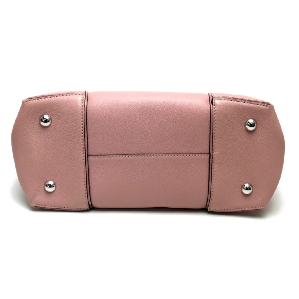 Louis Vuitton Magnolia pink Leather Handbag - Product Image 2