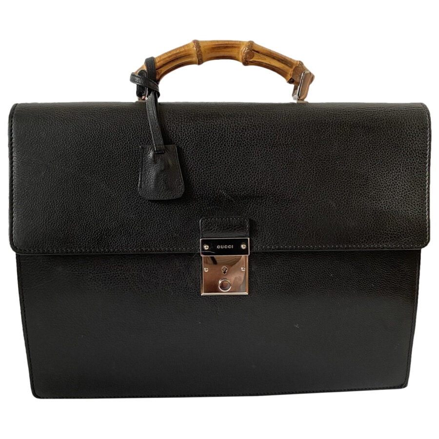 Gucci black leather bag | Studio Nafay