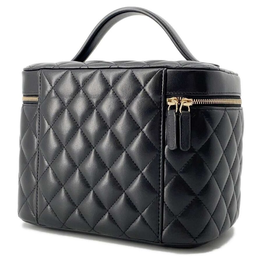 Chanel Leather Black Handbag Style 58 | Studio Nafay