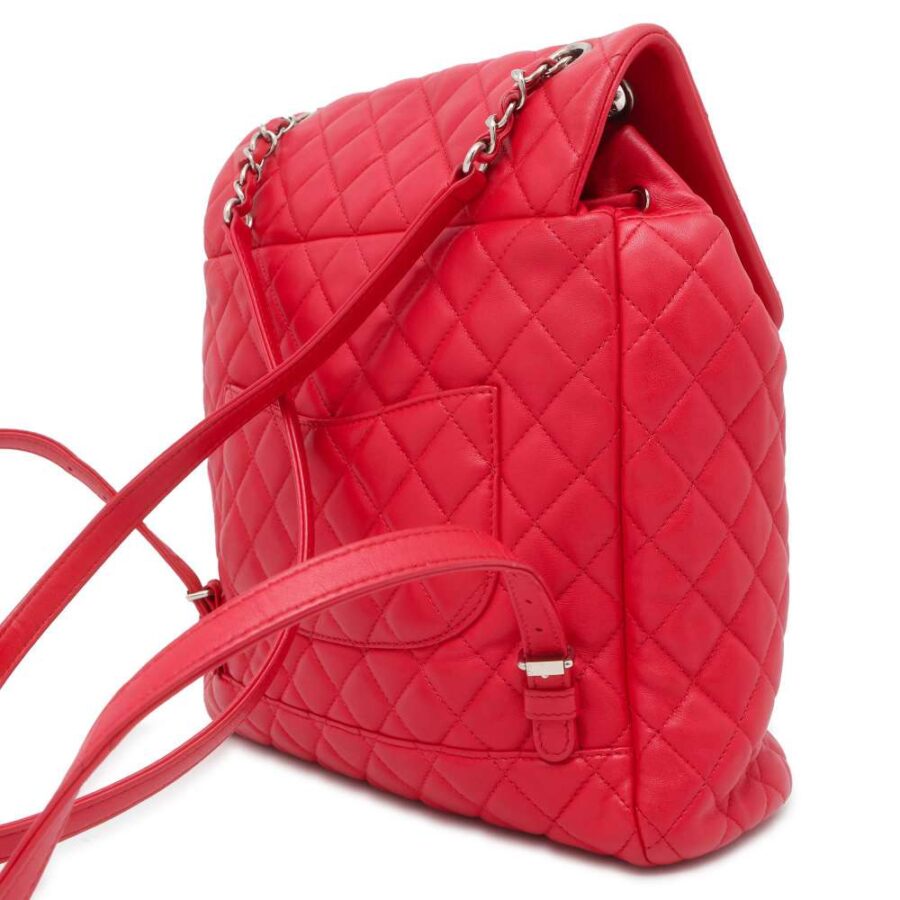 CHANEL Matelasse Urban Spirit Backpack Red Lambskin Size Large | Studio Nafay