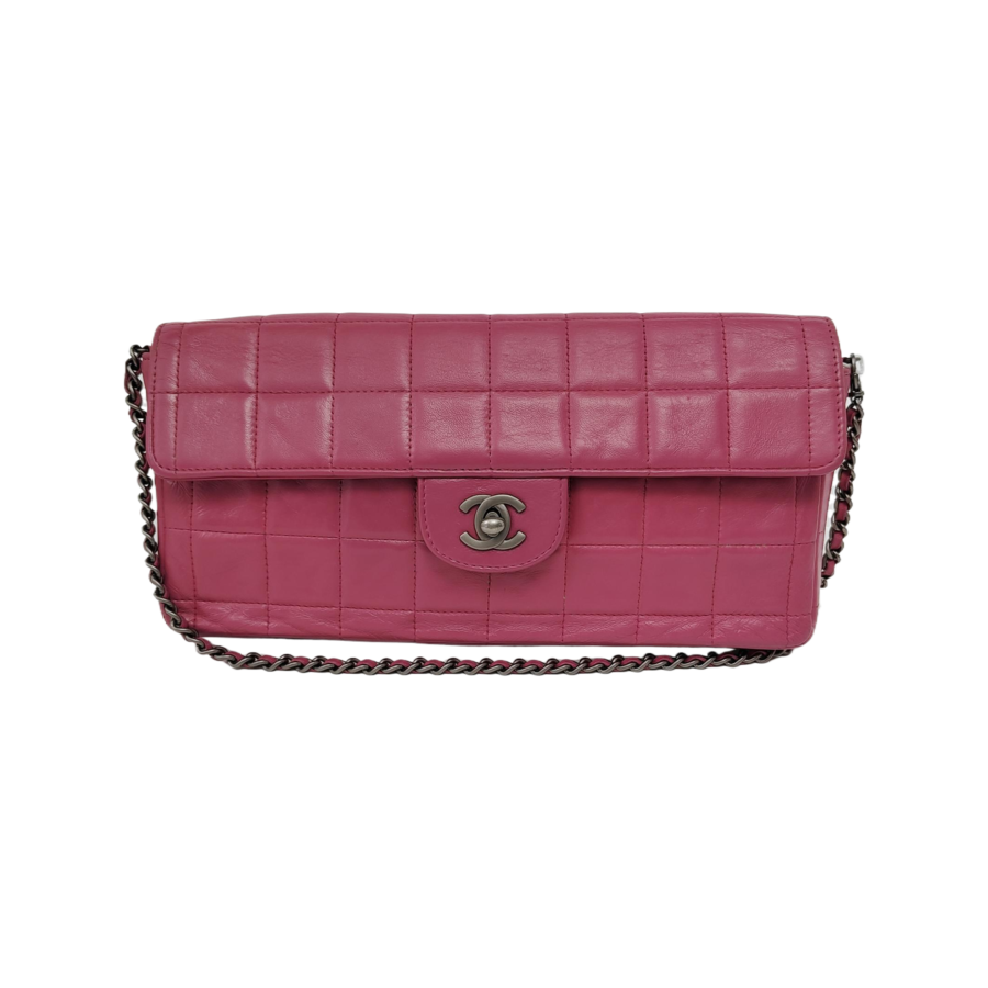 Chanel Leather Pink East Handbag 2 | Studio Nafay