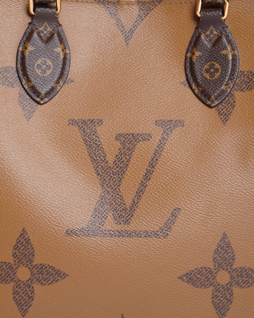 Louis Vuitton monogram on the go mm bag - Product Image 2