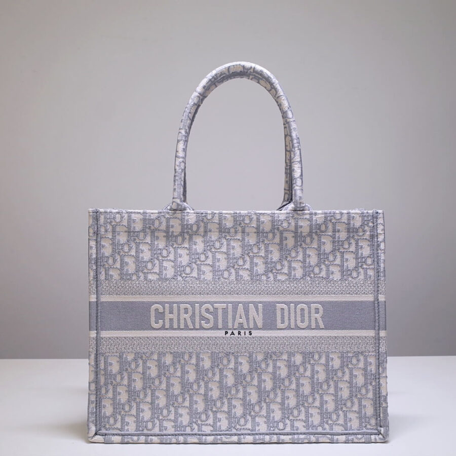 DIR Book Tote black BIG Handbag 1286 Embroidery LOGO beige | Studio Nafay