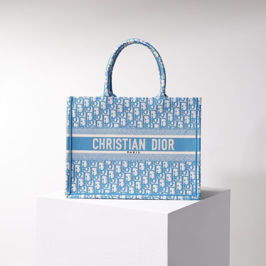 Book Tote blue BIG Handbag 36.5cm 41.5cm Embroidery LOGO blue | Studio Nafay