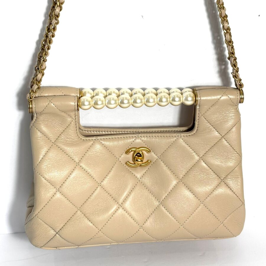 CHANEL CC GHW 25 PEARL HANDLE SHOPPING BAG | Studio Nafay