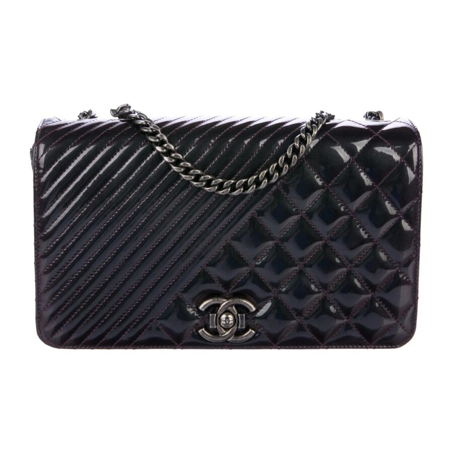 CHANEL MEDIUM FLAP BLACK LEATHER BAG | Studio Nafay