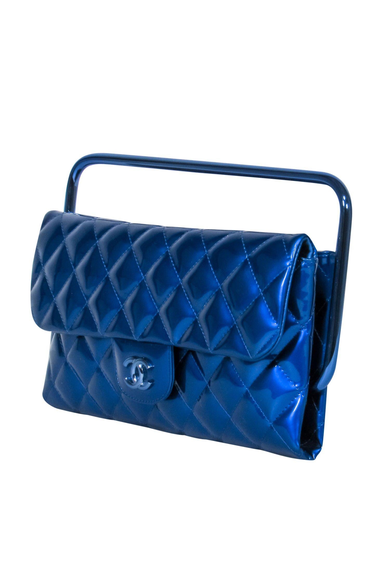 Chanel – Metallic Blue Quilted Patent Leather Bar Handle Bag