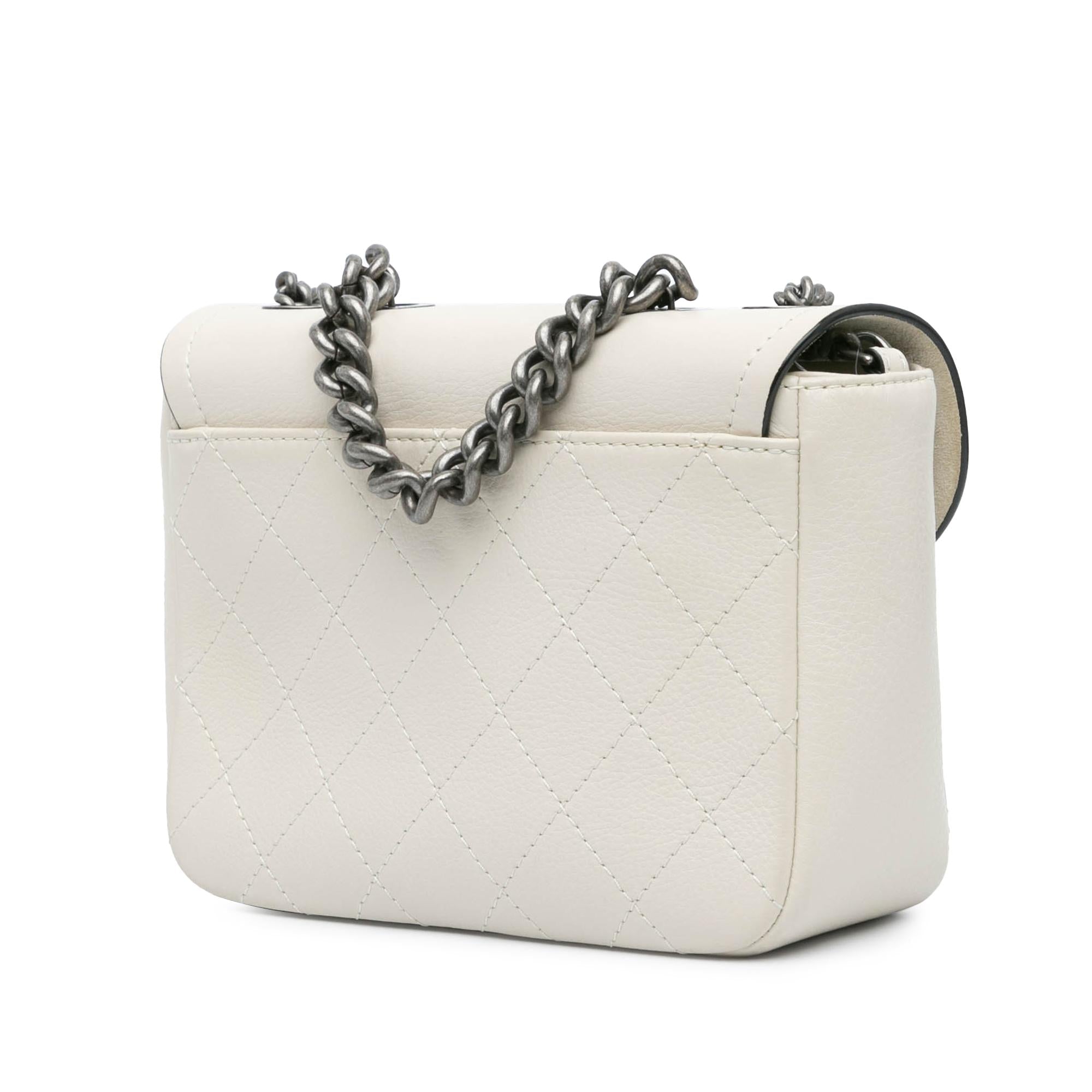Chanel -Greece Calfskin Archi Chic Flap Shoulder Bag