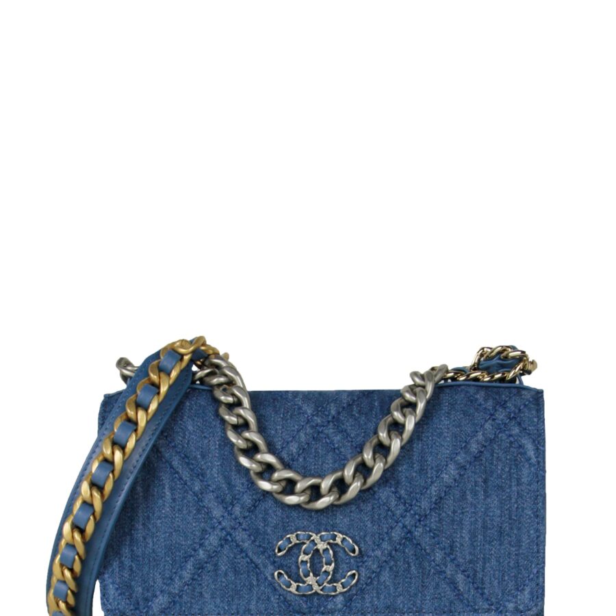 Chanel Quilted 19 WOC Crossbody Bag | Studio Nafay