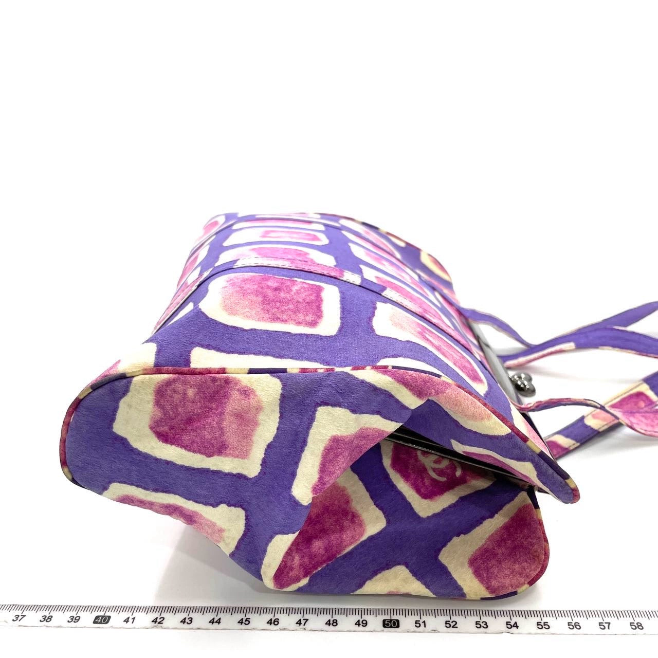 Chanel Pink Kisslock Frame Handbag