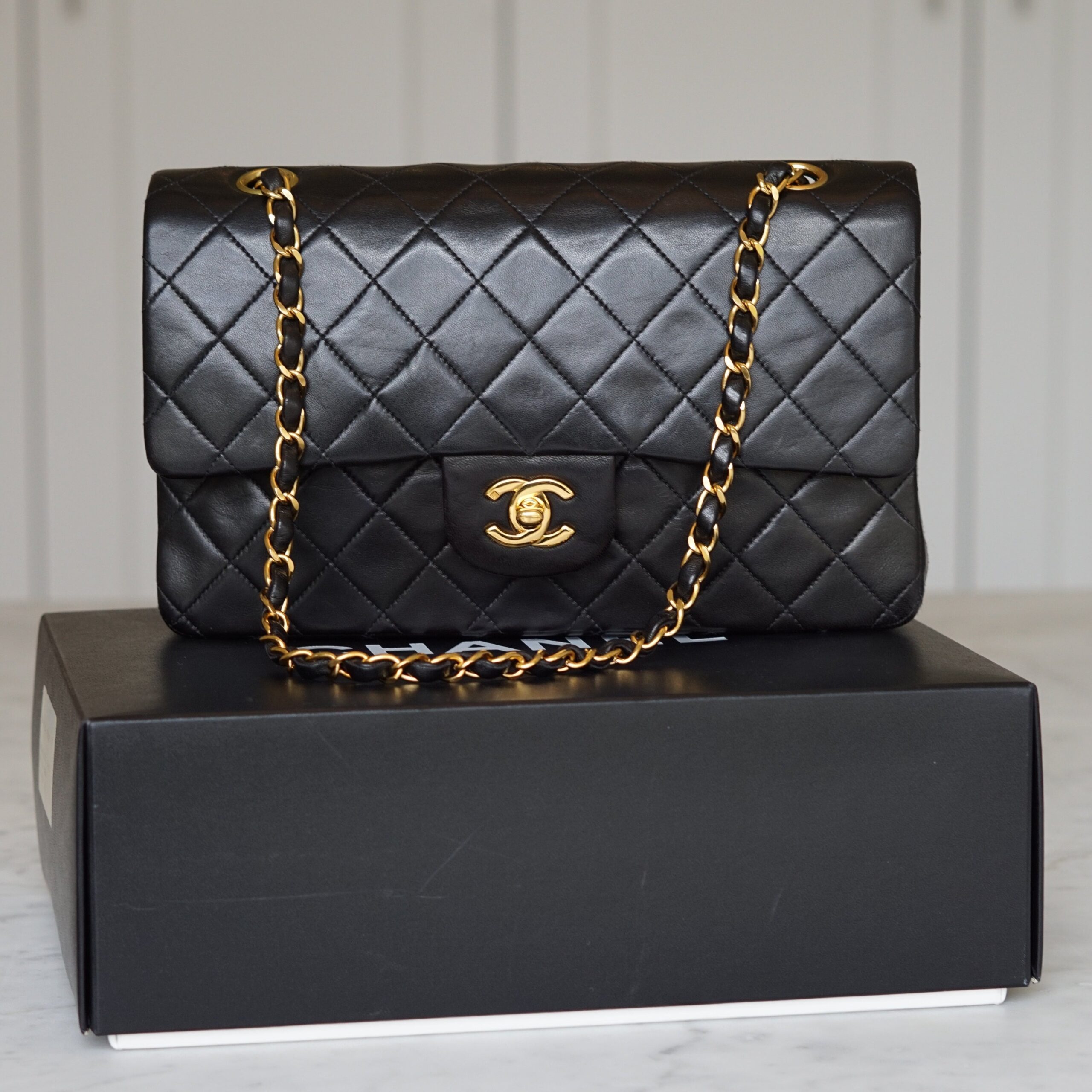 Chanel Medium Classic Handbag Luxury Designer Handbag 47 - Product Image 2