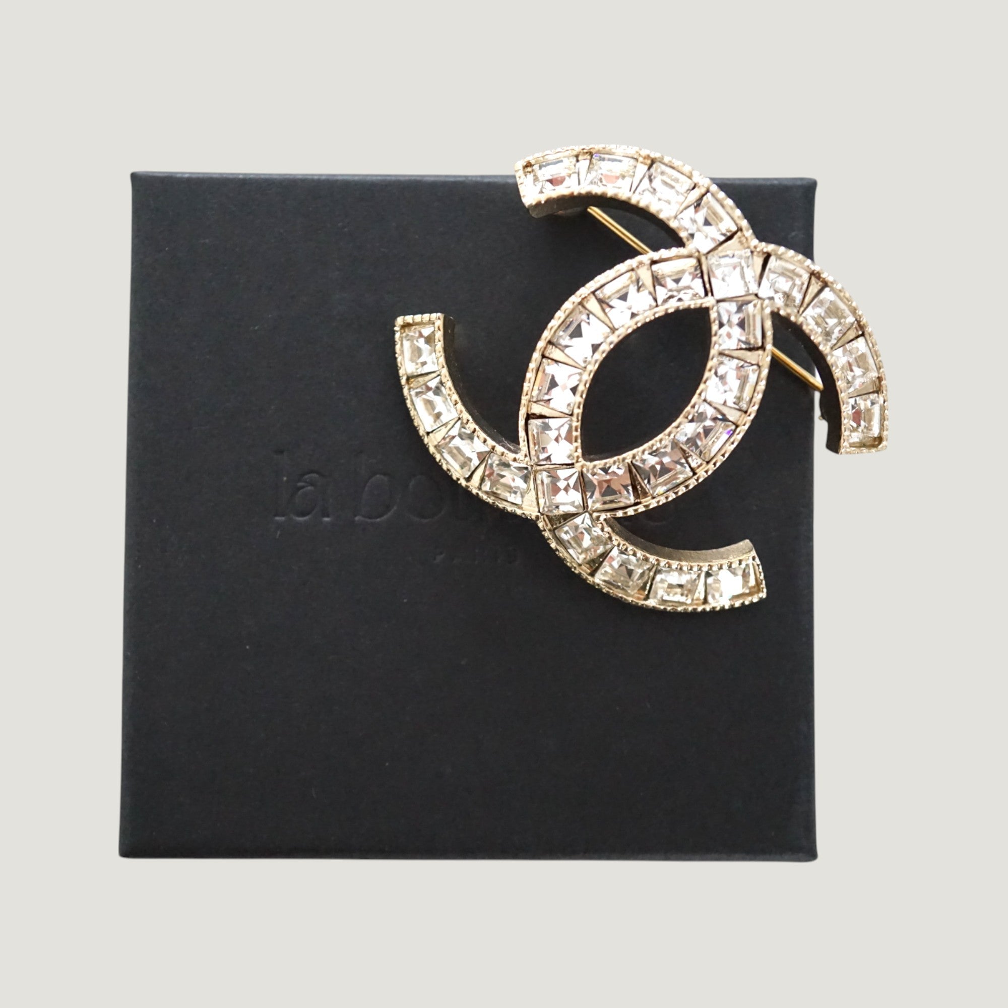Chanel Brooch Handbag Luxury Designer Handbag 75 - Product Image 2