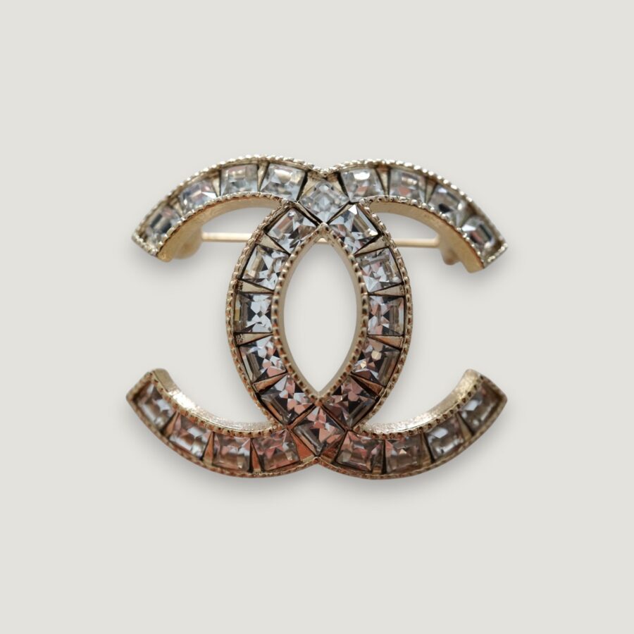 Chanel Brooch Handbag Luxury Designer Handbag 75 | Studio Nafay
