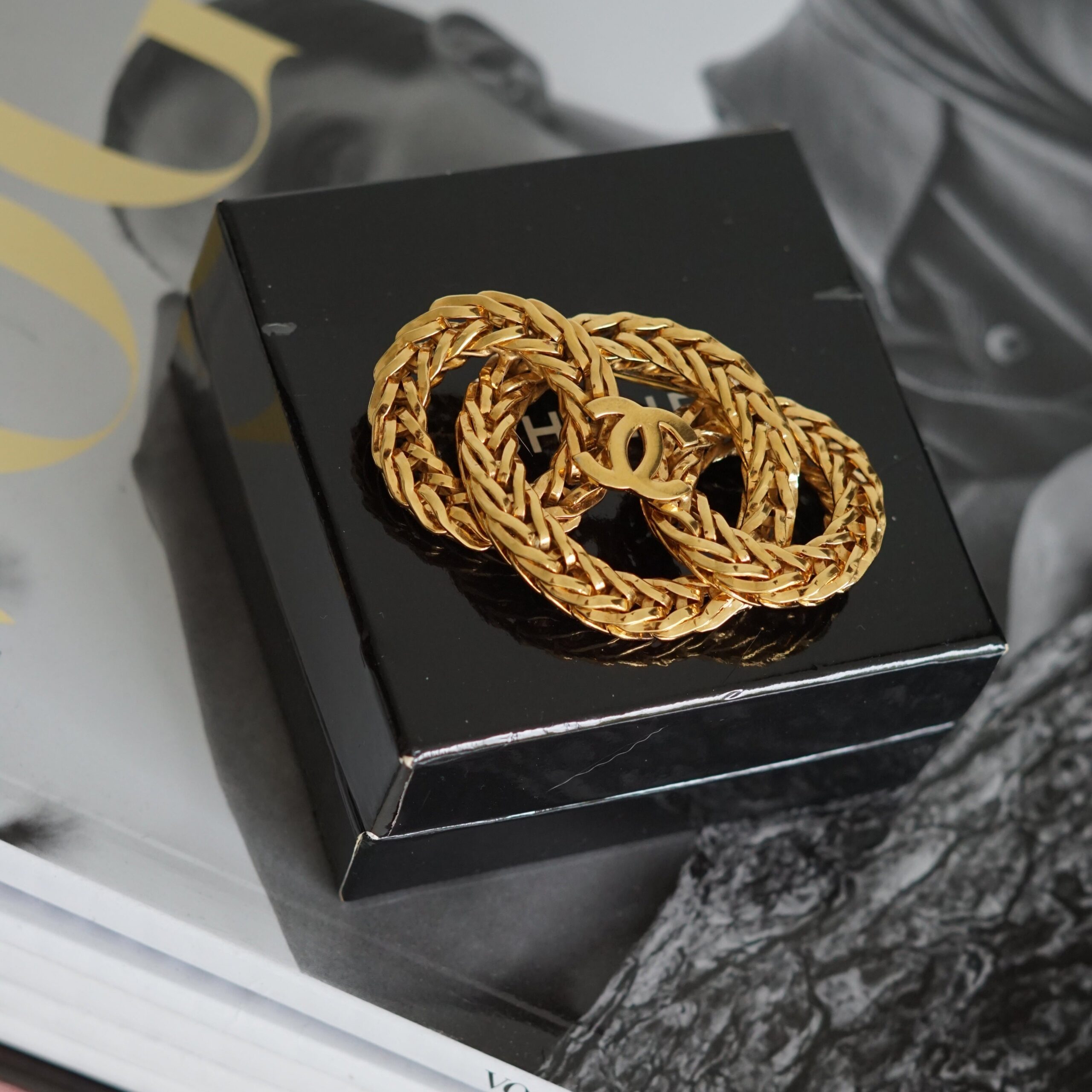 Chanel Brooch Handbag Luxury Designer Handbag 78