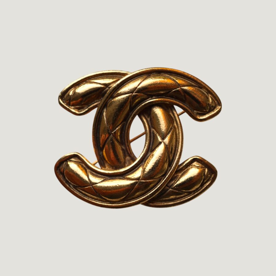 Chanel Brooch Handbag Luxury Designer Handbag 84 | Studio Nafay