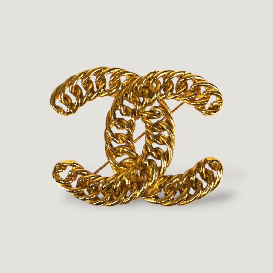 Chanel Brooch Handbag Luxury Designer Handbag 31 | Studio Nafay