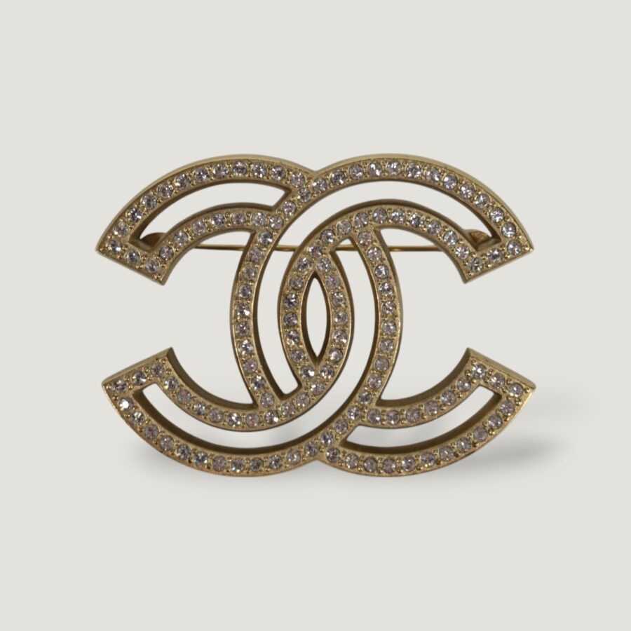 Chanel Brooch Handbag Luxury Designer Handbag 32 | Studio Nafay