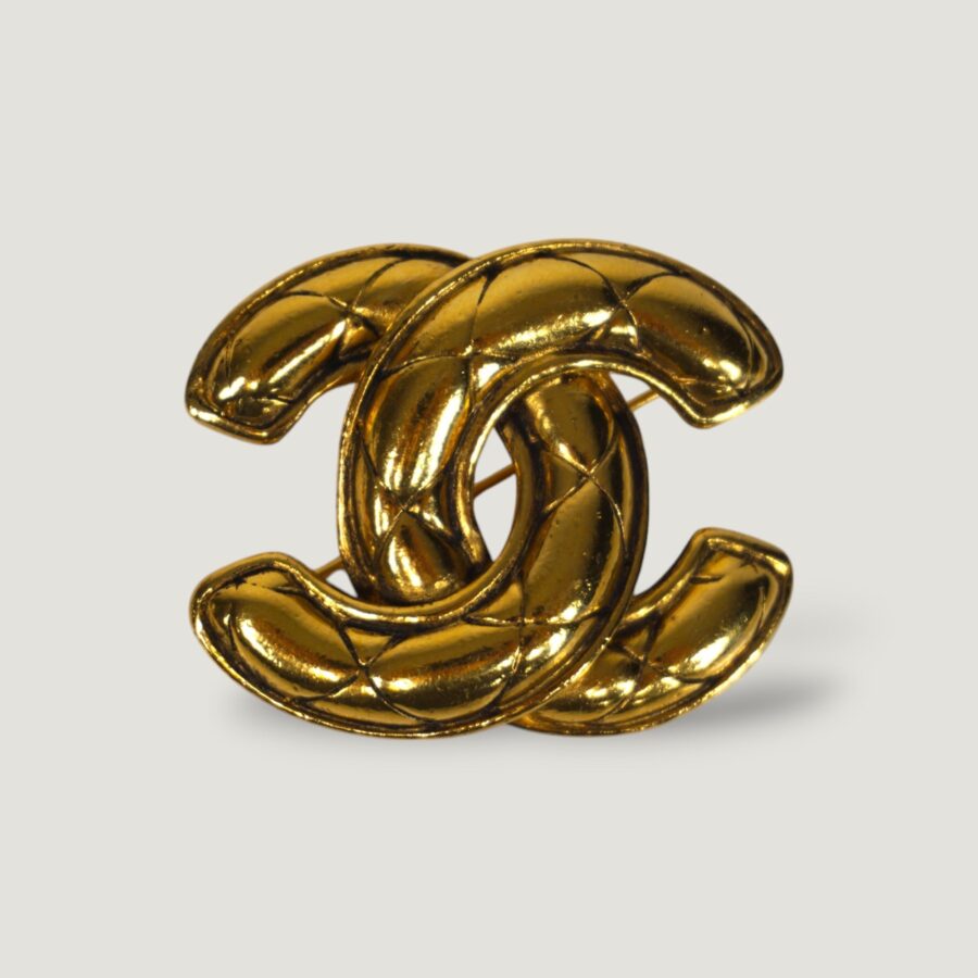 Chanel Brooch Handbag Luxury Designer Handbag 33 | Studio Nafay