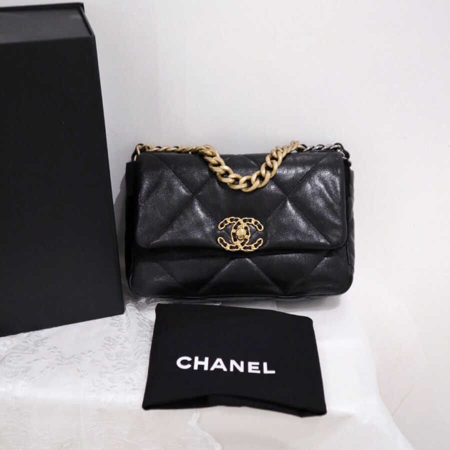 Chanel 19Bag Handbag Luxury Designer Handbag | Studio Nafay