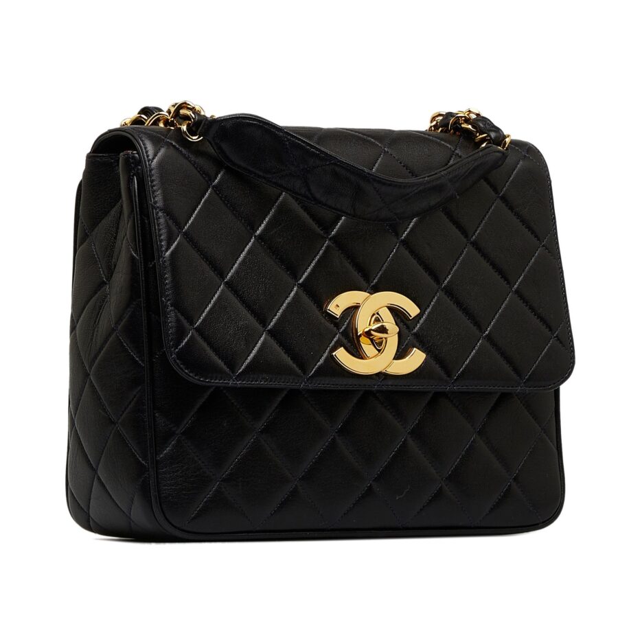 Chanel Leather Crossbody Bag Style 45 | Studio Nafay