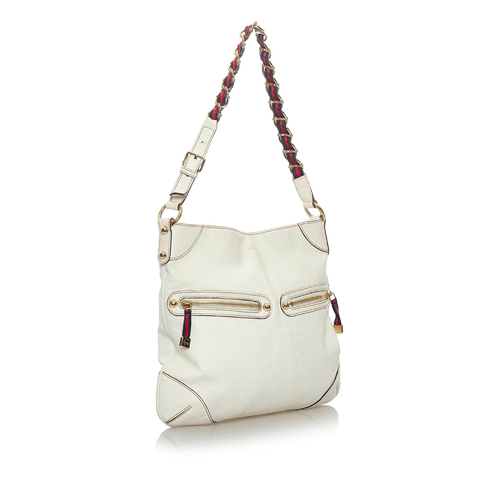 Gucci Leather Shoulder Bag Style 39