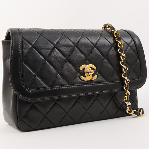 Chanel Flap Black Shoulder Bag 7 | Studio Nafay