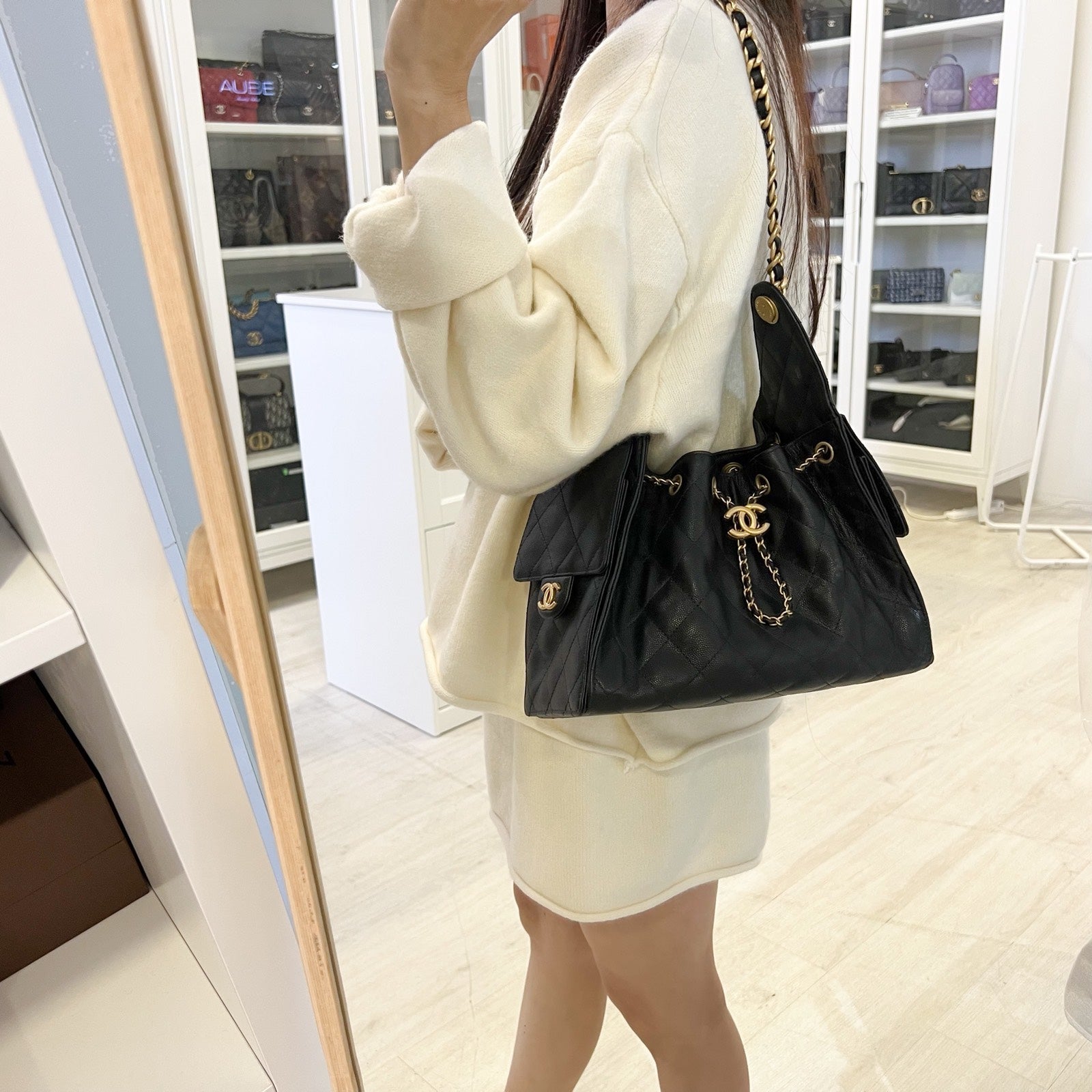 [Like New – Local Set – Mar ] Chanel 25 Small Hobo Bag in Black Caviar and AGHW (Model: )