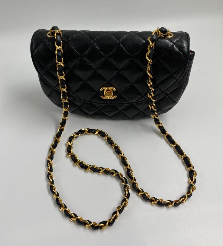 Chanel Crossbody Flap bag | Studio Nafay