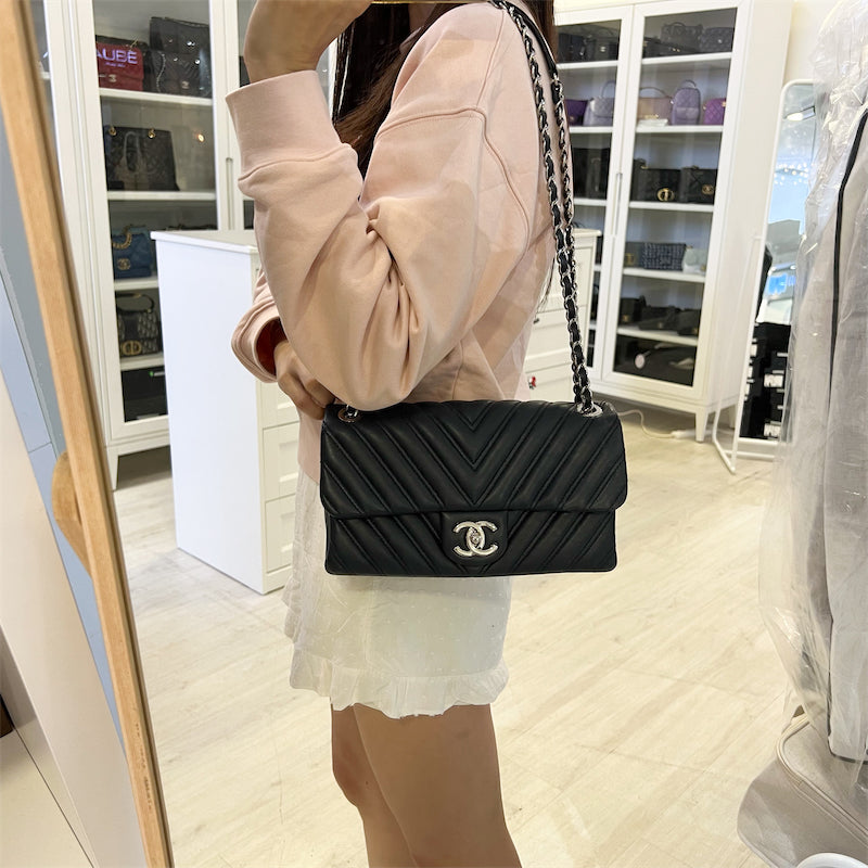 Chanel Seasonal Medium Flap Bag in Chevron Quilted Navy Lambskin and SHW (Model: )