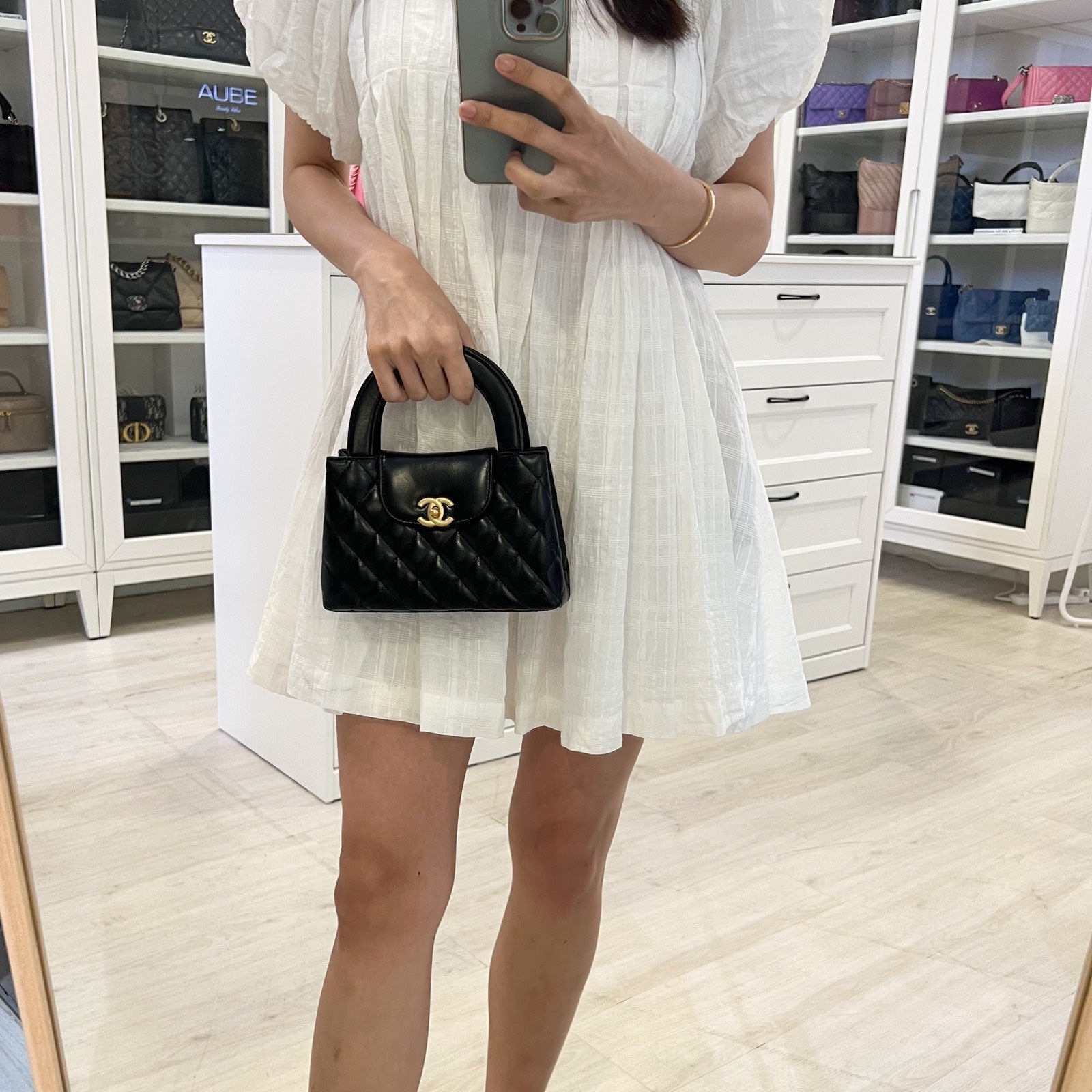Chanel Mini / Small Kelly Bag in Black Shiny Distressed Calfskin and AGHW (Model: )