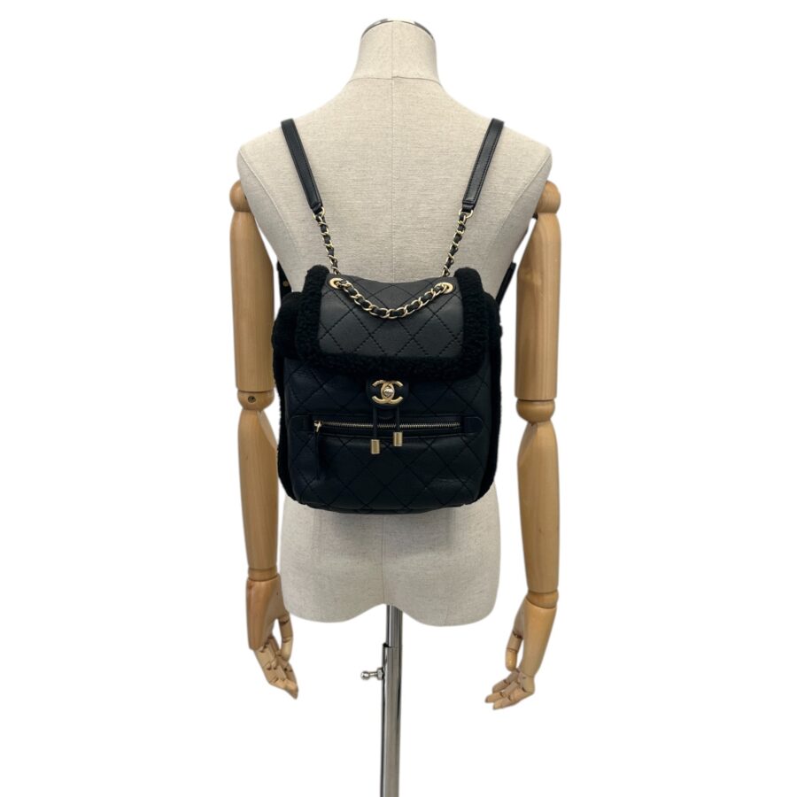 Women's Paris-Hamburg Shearling Backpack Black | Studio Nafay